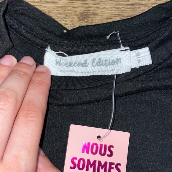 NWT Weekend Edition Black Tight T-Shirt With “Hottie” Written In White - Picture 10 of 14